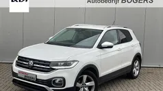 Wit Gebruikt 2023 VW T-Cross Style SUV | € 27.440 (Eerlijke prijs)