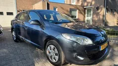 Grijs Gebruikt 2010 Renault Mégane GrandTour Expression Stationwagen | € 2.000 (Eerlijke prijs)