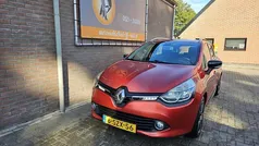 Rood Gebruikt 2014 Renault Clio GrandTour Dynamique Stationwagen | € 6.454 (Eerlijke prijs)