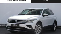 Wit Gebruikt 2022 VW Tiguan Elegance SUV | € 32.695 (Eerlijke prijs)