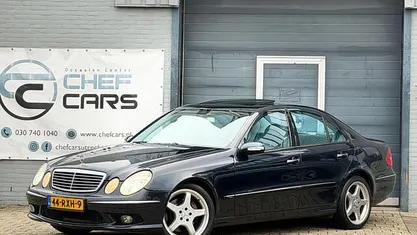 Zwart Occasion 2002 Mercedes E500 Elegance Sedan | € 6.495 (Super prijs)