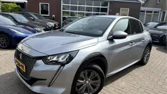Grijs Gebruikt 2020 Peugeot e-208 Allure Hatchback | € 15.450 (Super prijs)