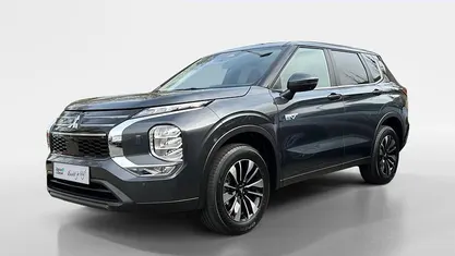 Occasion Mitsubishi Outlander P-HEV Intense 306 PK (225 kW) 2025 SUV