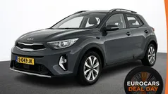 Grijs Gebruikt 2021 Kia Stonic Vision SUV | € 18.690 (Eerlijke prijs)