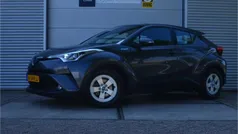 Grijs Gebruikt 2017 Toyota C-HR SUV | € 13.999 (Eerlijke prijs)