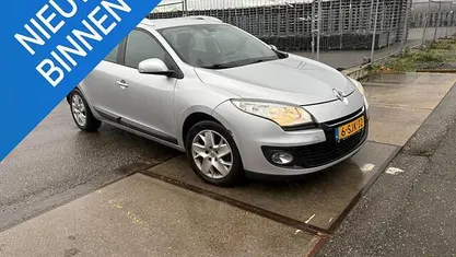 Occasion Renault Mégane GrandTour Dynamique 110 PK (80 kW) 2012 Grijs Stationwagen