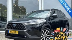 Zwart Gebruikt 2024 Toyota Corolla Cross SUV | € 36.900 (Eerlijke prijs)
