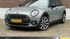 Grijs (metallic) Gebruikt 2021 Mini Cooper Clubman Business Stationwagen | € 21.995 (Eerlijke prijs)