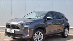 Grijs Gebruikt 2024 Toyota Yaris Cross Edition SUV | € 29.249 (Eerlijke prijs)