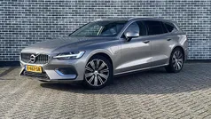 Grijs Gebruikt 2020 Volvo V60 Inscription Stationwagen | € 35.694 (Eerlijke prijs)