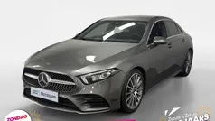 Grijs Gebruikt 2019 Mercedes A200 Premium Sedan | € 26.935 (Eerlijke prijs)