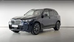 M carbonschwarz metallic (416) (zwart metallic) Gebruikt 2025 BMW X5 M Sport SUV | € 106.895 (Eerlijke prijs)