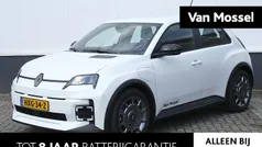 Gebruikt 2025 Renault R5 Evolution Hatchback | € 25.940 (Eerlijke prijs)