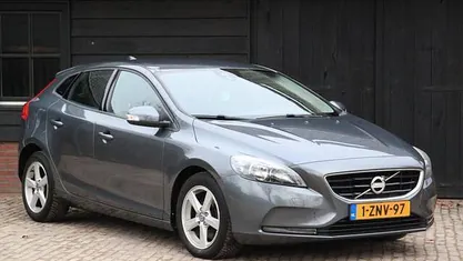 Occasion Volvo V40 Kinetic 114 PK (83 kW) 2014 Hatchback