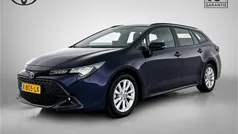 Gebruikt 2023 Toyota Corolla Hybrid Active Stationwagen | € 28.950 (Eerlijke prijs)