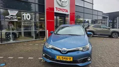 Blauw Gebruikt 2016 Toyota Auris Hybrid Executive Hatchback | € 12.595 (Eerlijke prijs)