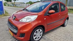 Rood Gebruikt 2009 Peugeot 107 Hatchback | € 2.249 (Super prijs)