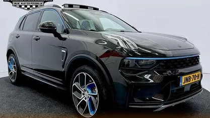 Zwart Gebruikt 2023 Lynk & Co 01 SUV | € 26.000 (Eerlijke prijs)