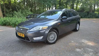 Grijs Occasion 2008 Ford Mondeo Titanium Stationwagen | € 3.599 (Eerlijke prijs)