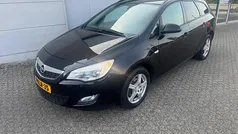 Zwart Gebruikt 2011 Opel Astra Edition Stationwagen | € 4.249 (Goede deal)