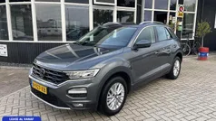 Gebruikt 2021 VW T-Roc Style SUV | € 19.649 (Eerlijke prijs)