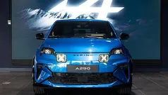 Blauw Nieuw 2025 Alpine A290 Hatchback | € 45.450 (Goede deal)