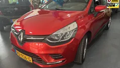 Rood Gebruikt 2017 Renault Clio IV Zen Hatchback | € 9.750 (Eerlijke prijs)