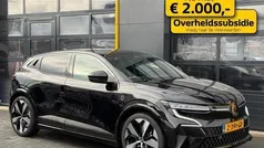Zwart Gebruikt 2024 Renault Mégane Techno Hatchback | € 29.900 (Eerlijke prijs)