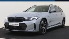 Gebruikt 2024 BMW 330e Executive Stationwagen | € 54.850 (Eerlijke prijs)