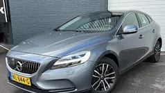 Grijs Gebruikt 2017 Volvo V40 Stationwagen | € 12.500 (Eerlijke prijs)
