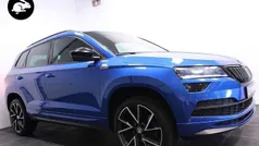 Blauw Gebruikt 2021 Skoda Karoq SportLine SUV | € 28.900 (Eerlijke prijs)