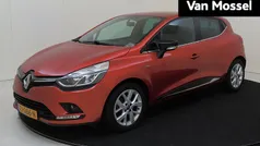 Rood Gebruikt 2019 Renault Clio IV LIMITED Hatchback | € 11.935 (Eerlijke prijs)