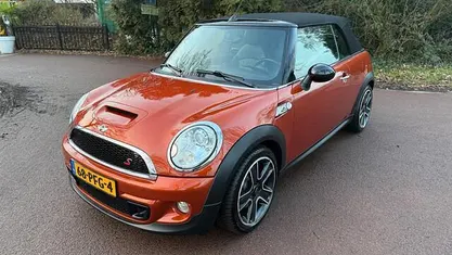 Occasion Mini Cooper S Cabriolet Chili 184 PK (135 kW) 2011 Oranje Cabriolet