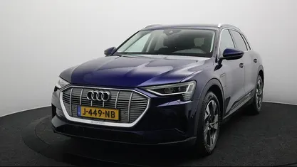 Blauw Gebruikt 2020 Audi e-tron SUV | € 23.845 (Goede deal)