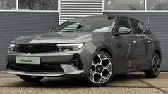 Grijs Gebruikt 2024 Opel Astra Ultimate Hatchback | € 27.950 (Eerlijke prijs)