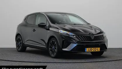 Occasion 2025 Renault Clio V Esprit Alpine Hatchback | € 26.445 (Eerlijke prijs)