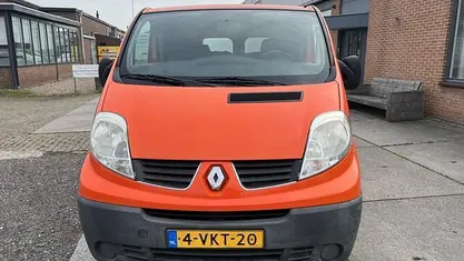 Gebruikt 2011 Renault Trafic MPV | € 3.450 (Goede deal)