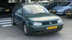 Gebruikt 1999 VW Golf IV Hatchback | € 950 (Eerlijke prijs)