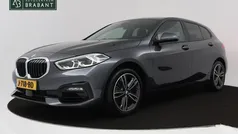 Grijs Gebruikt 2020 BMW 118 Executive Hatchback | € 19.945 (Eerlijke prijs)