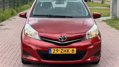 Rood Gebruikt 2012 Toyota Yaris Hatchback | € 8.485 (Eerlijke prijs)
