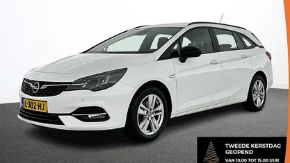 Wit Gebruikt 2021 Opel Astra Edition Stationwagen | € 13.690 (Eerlijke prijs)