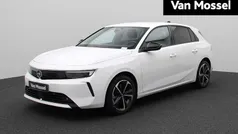 Gebruikt 2022 Opel Astra Business Edition Hatchback | € 25.900 (Eerlijke prijs)