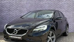Zwart Gebruikt 2016 Volvo V40 Stationwagen | € 16.694 (Eerlijke prijs)
