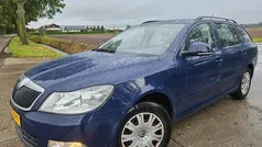 Blauw Gebruikt 2012 Skoda Octavia Ambition Stationwagen | € 1.950 (Super prijs)