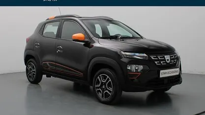 Zwart Gebruikt 2022 Dacia Spring Comfort Plus Hatchback | € 10.990 (Eerlijke prijs)