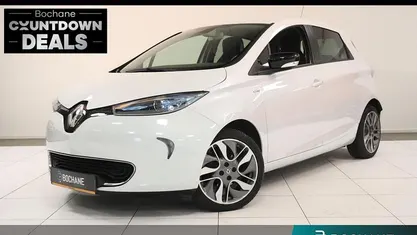 Wit Gebruikt 2018 Renault Zoe Bose Edition Hatchback | € 9.195 (Eerlijke prijs)