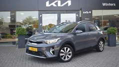 Grijs Gebruikt 2021 Kia Stonic SUV | € 18.395 (Eerlijke prijs)
