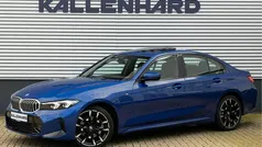 Blauw Gebruikt 2025 BMW 330 Comfort Edition Sedan | € 49.875 (Eerlijke prijs)