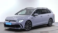 Overige Gebruikt 2023 VW Golf VIII R-line Sedan | € 35.306 (Eerlijke prijs)