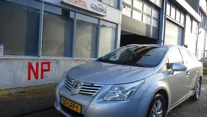 Occasion 2010 Toyota Avensis Business Edition Stationwagen | € 5.950 (Eerlijke prijs)